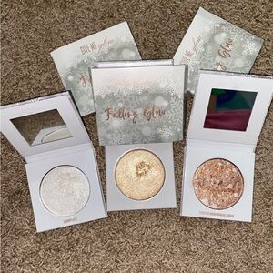 Give me glow cosmetics holiday 2018 highlighter trio